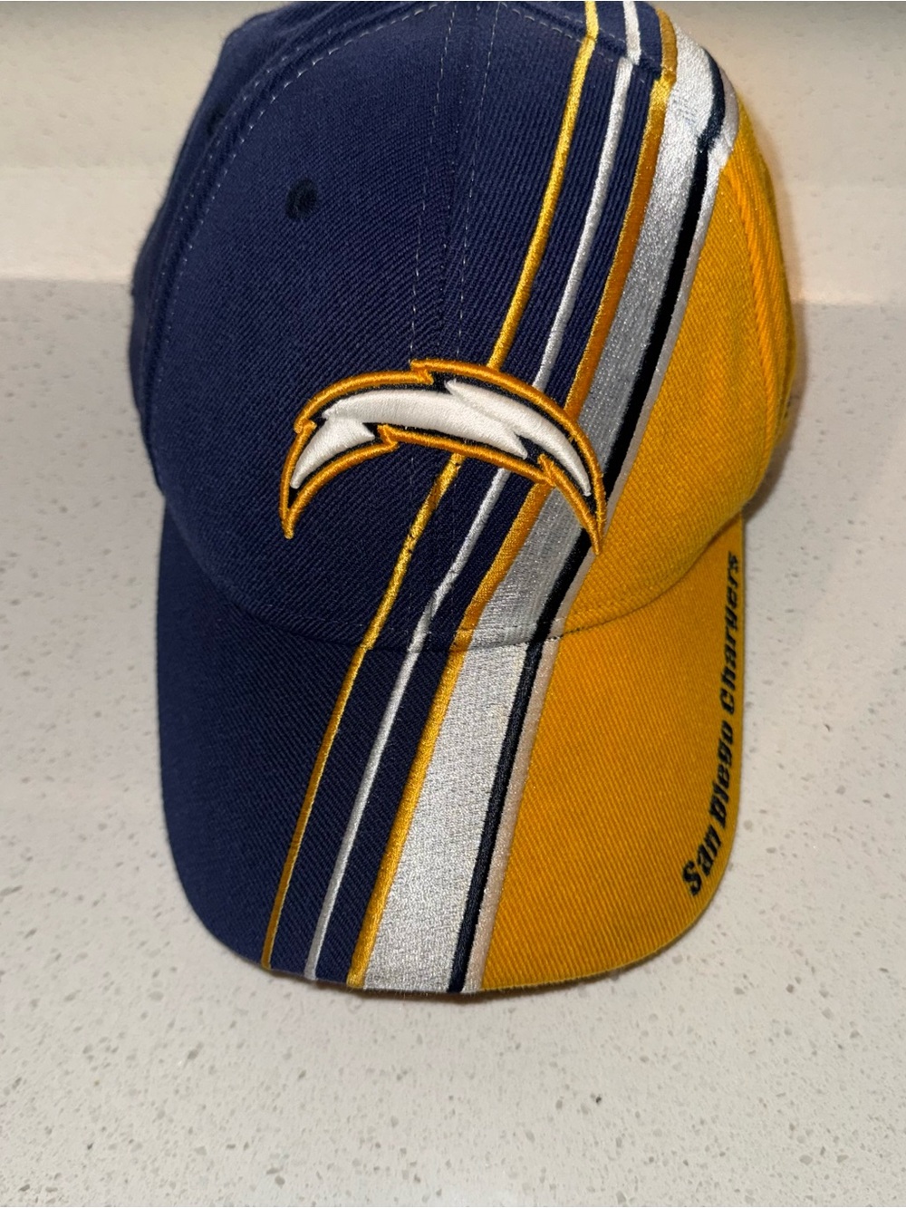 Vintage San Diego Chargers Fitted Back Bolt Hat Reebok NFL Authentic Sideline